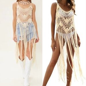 NWT Cream Open Knit Crochet Fringe Hem Cover-up/Top. One Size